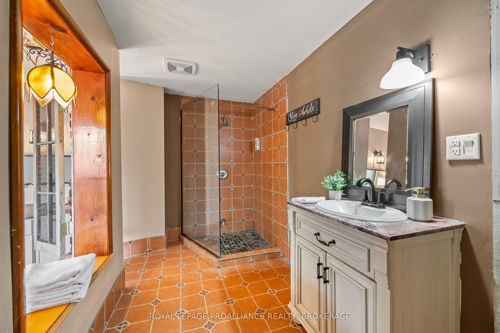 277 Brock Street • Gananoque, ON photo 19