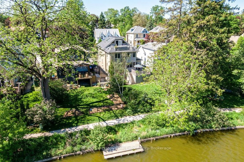 227 William St photo 4