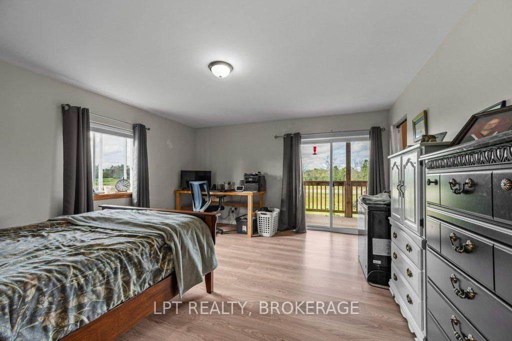 3284 County Road 14 Road • Kaladar, ON photo 16