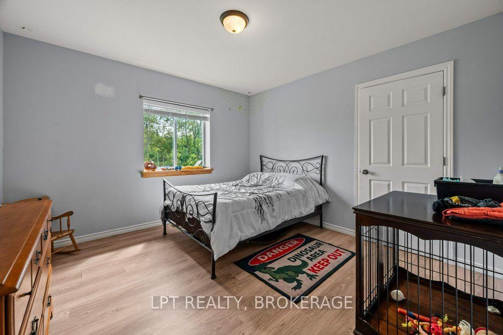 3284 County Road 14 Road • Kaladar, ON photo 20