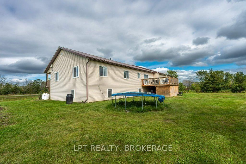 3284 County Road 14 Road • Kaladar, ON photo 40