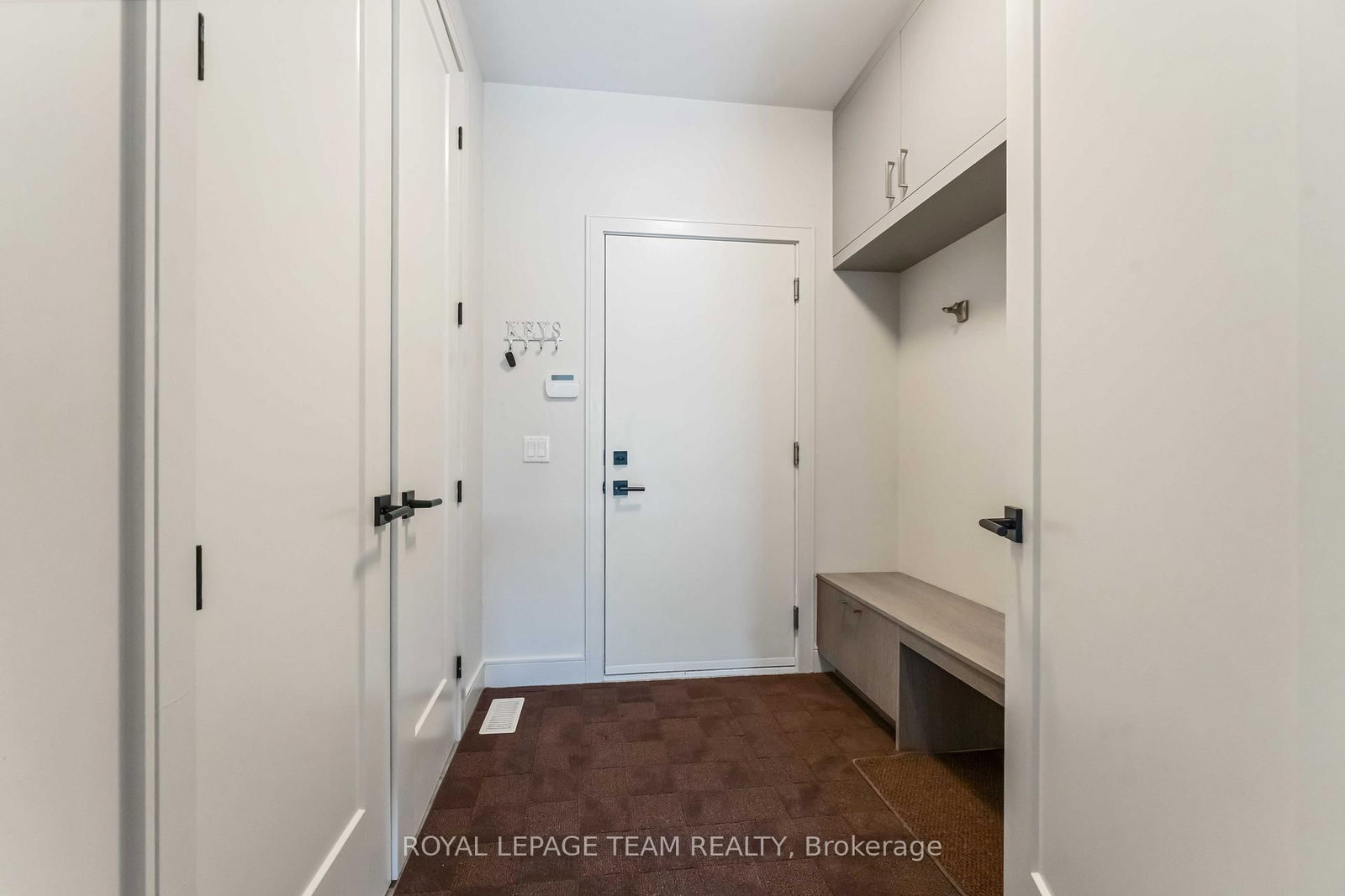 1546 Claymor Avenue • Ottawa, ON photo 16