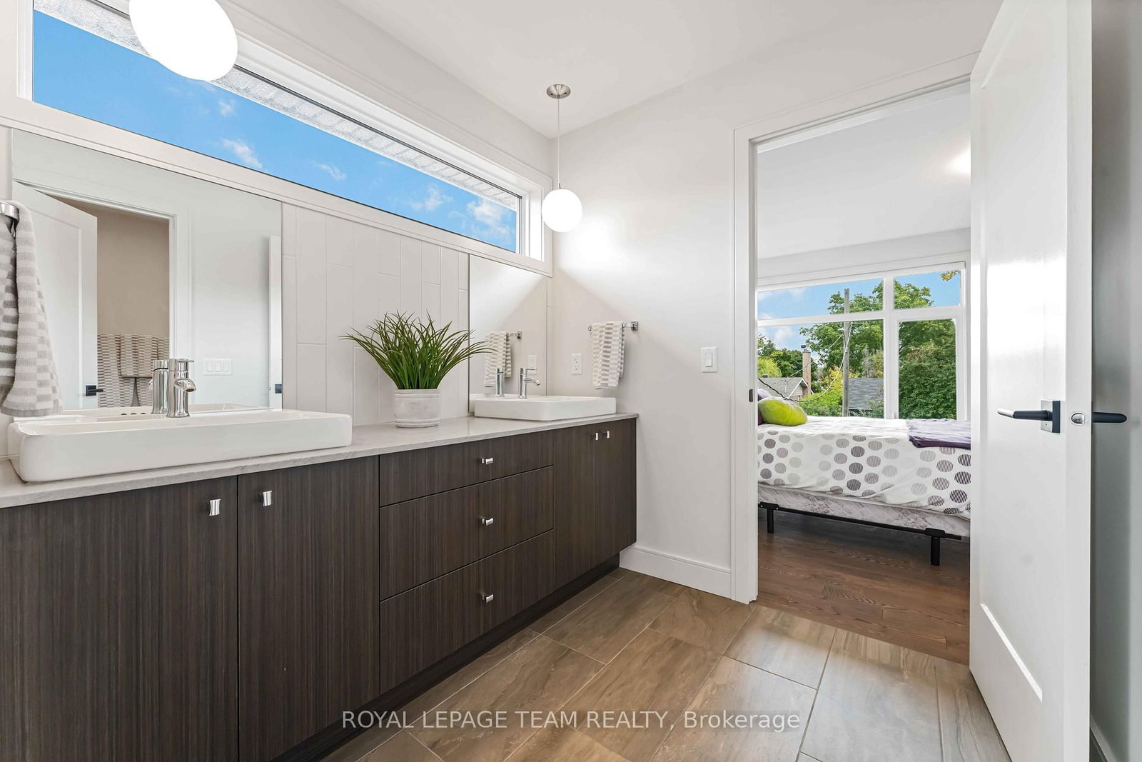 1546 Claymor Avenue • Ottawa, ON photo 25