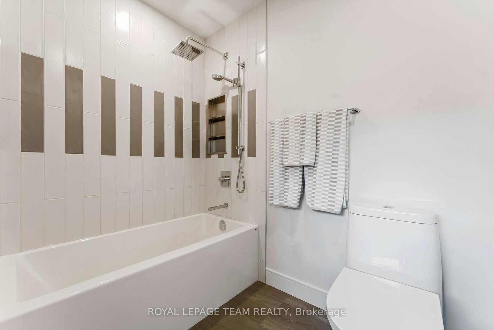 1546 Claymor Avenue • Ottawa, ON photo 26