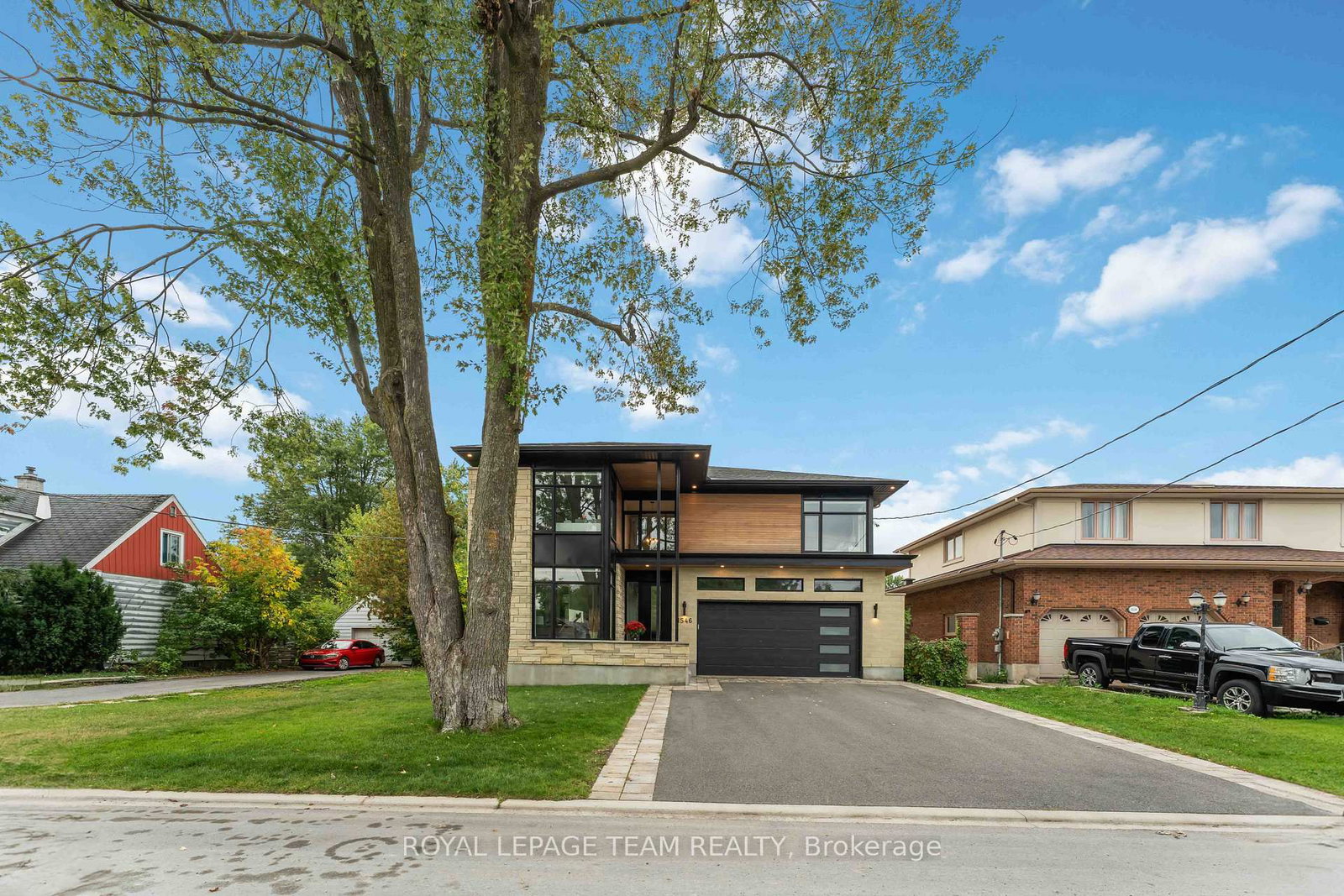 1546 Claymor Avenue • Ottawa, ON photo 4
