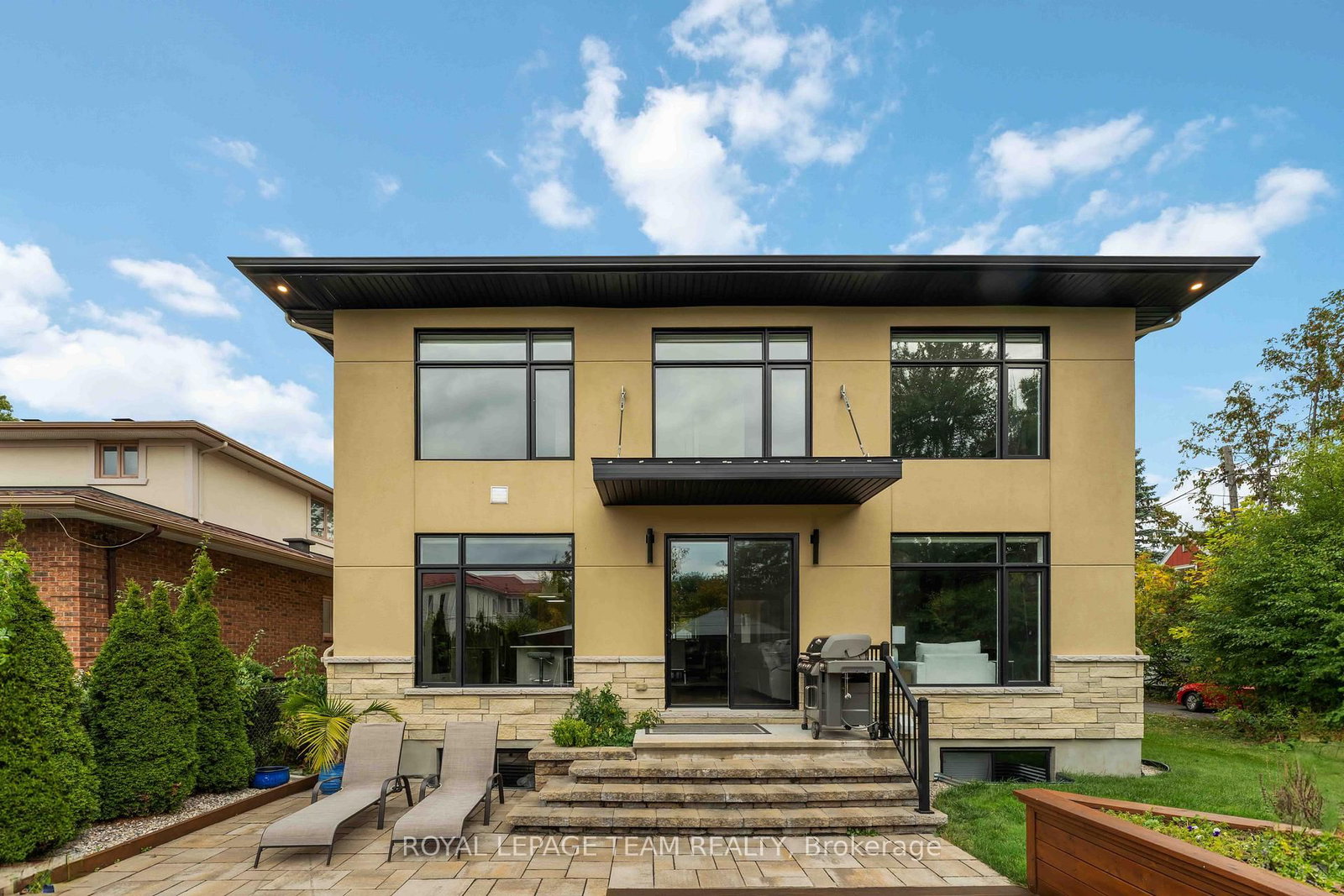 1546 Claymor Avenue • Ottawa, ON photo 40