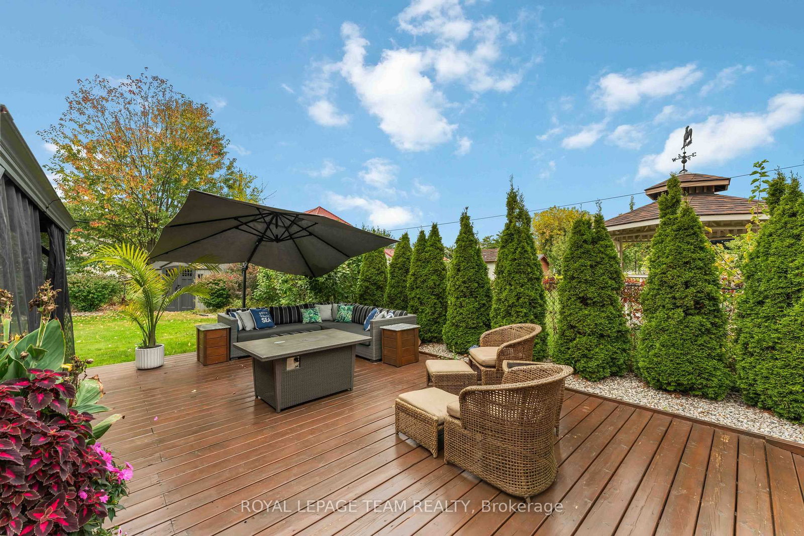 1546 Claymor Avenue • Ottawa, ON photo 45