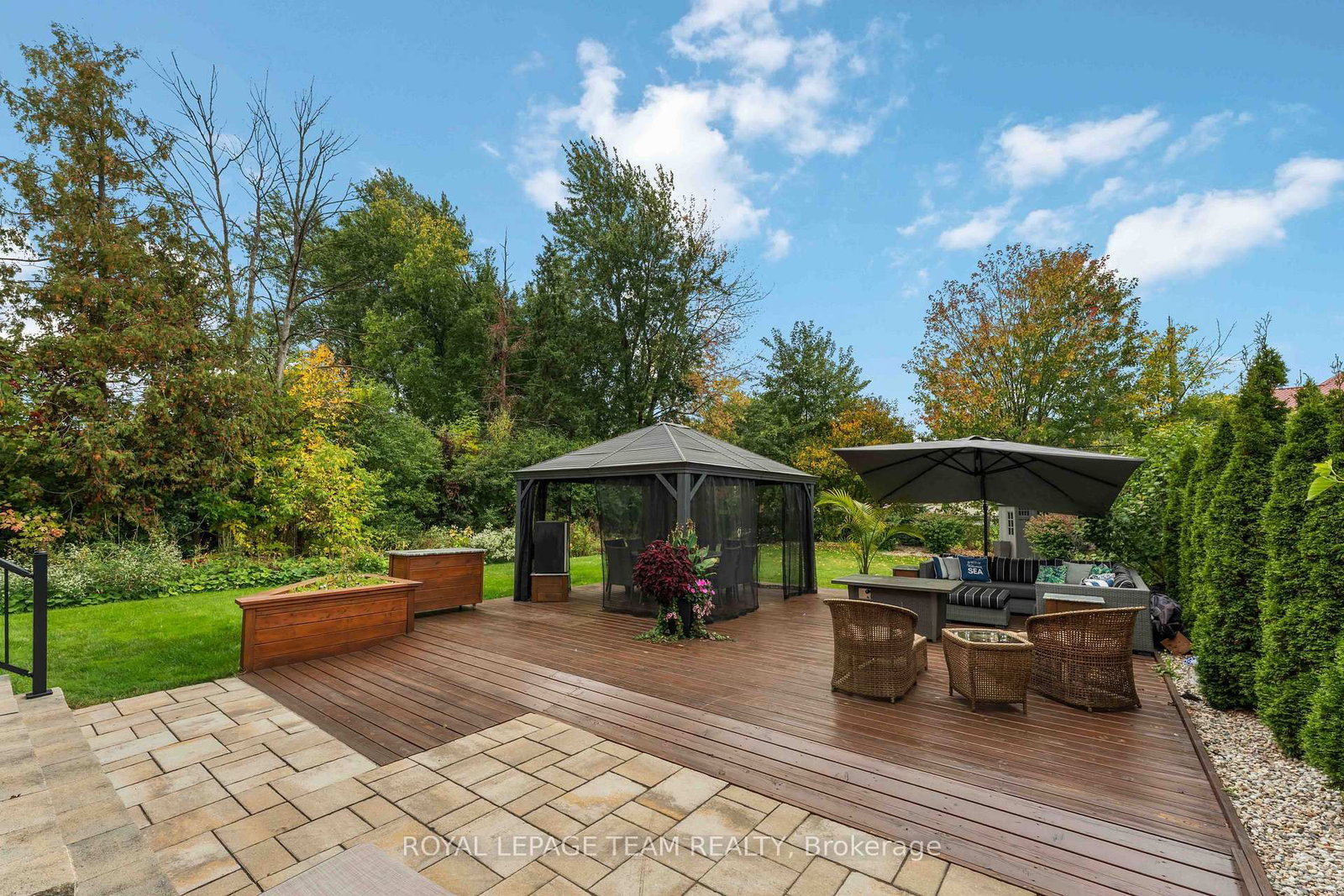 1546 Claymor Avenue • Ottawa, ON photo 46