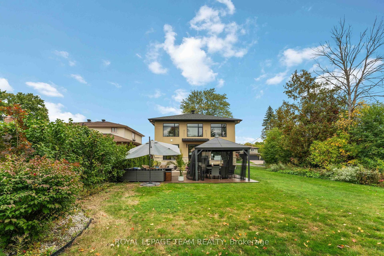 1546 Claymor Avenue • Ottawa, ON photo 47