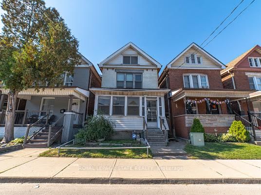35 Sherman Avenue N • Hamilton, ON photo 1