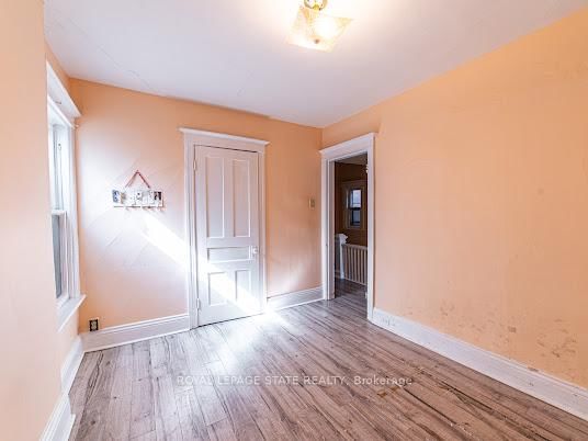 35 Sherman Avenue N • Hamilton, ON photo 21
