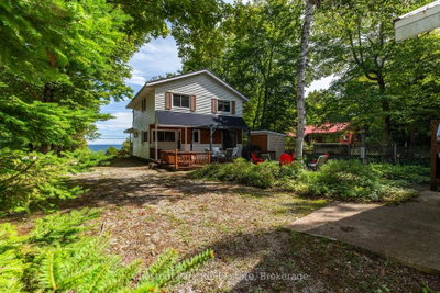 271 Isthmus Bay Road • Northern Bruce Peninsula, ON photo 8