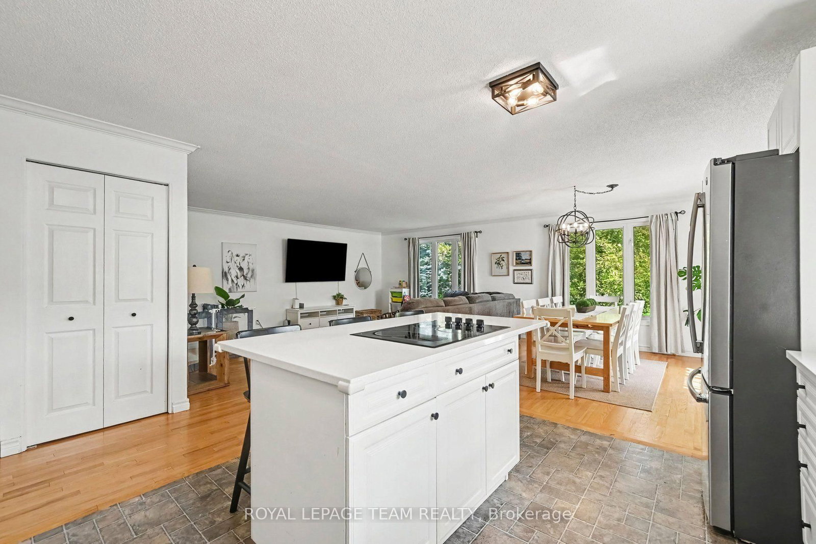 204 Grace Avenue • Russell, ON photo 12