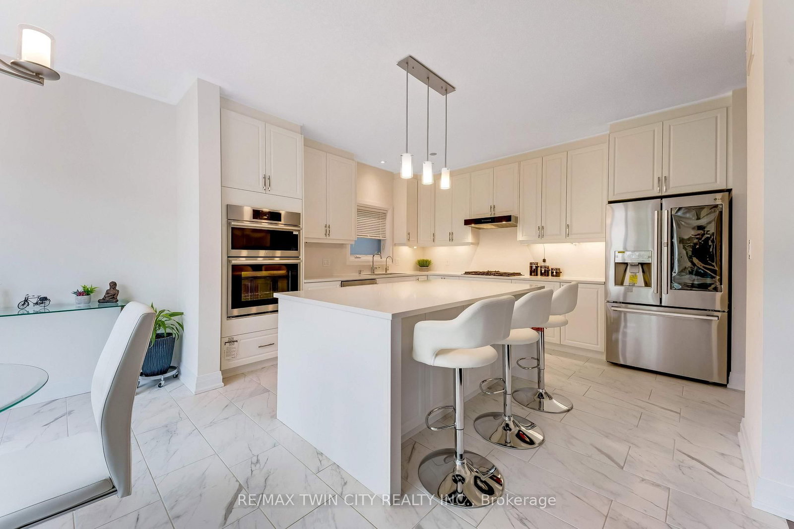 27 Jacob Detweiller Drive • Kitchener, ON photo 15