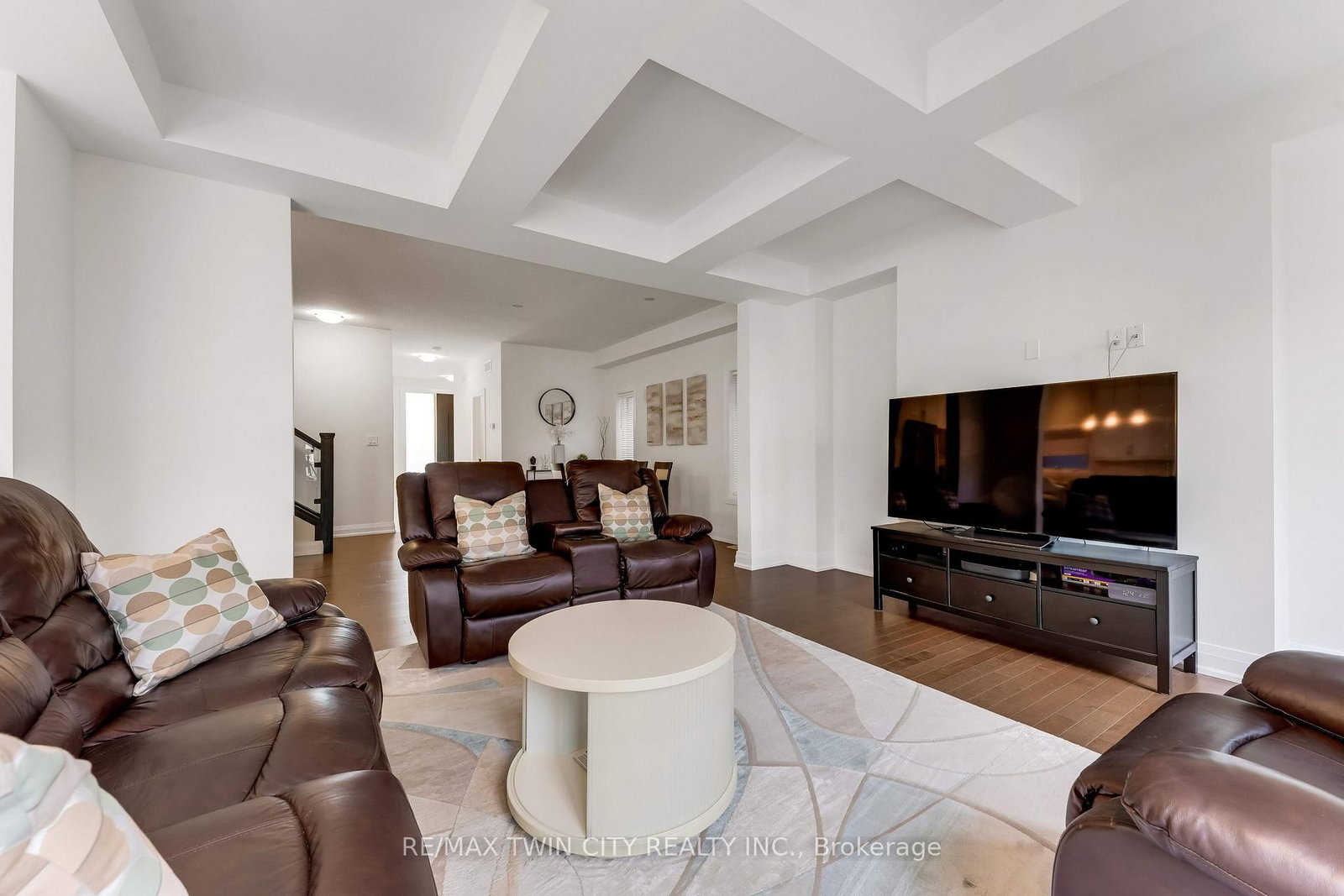 27 Jacob Detweiller Drive • Kitchener, ON photo 18