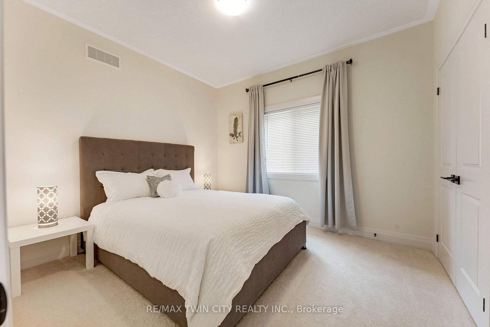 27 Jacob Detweiller Drive • Kitchener, ON photo 26