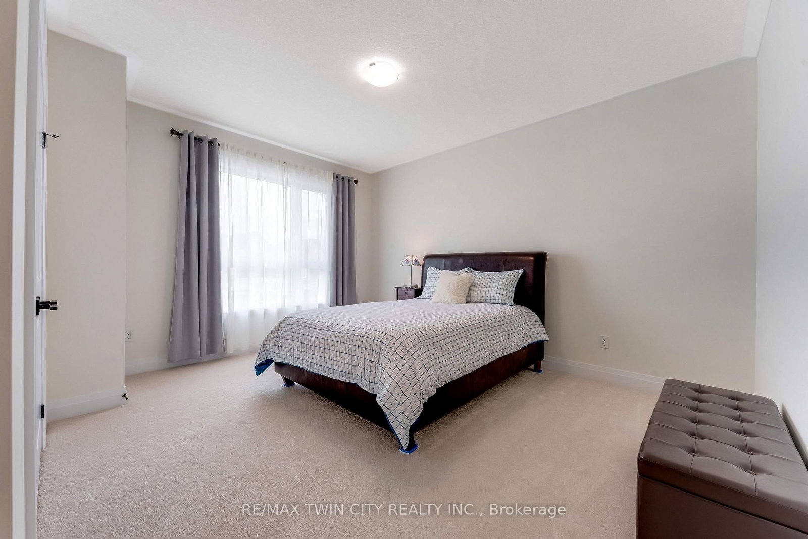 27 Jacob Detweiller Drive • Kitchener, ON photo 29