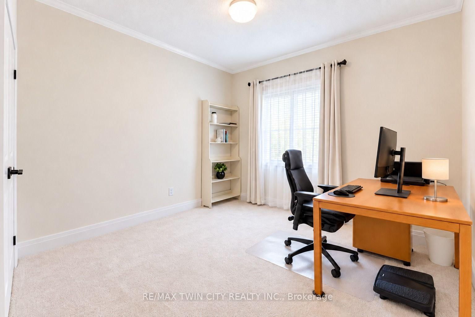 27 Jacob Detweiller Drive • Kitchener, ON photo 37