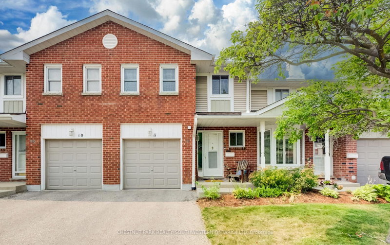 11 - 210 Highland Crescent