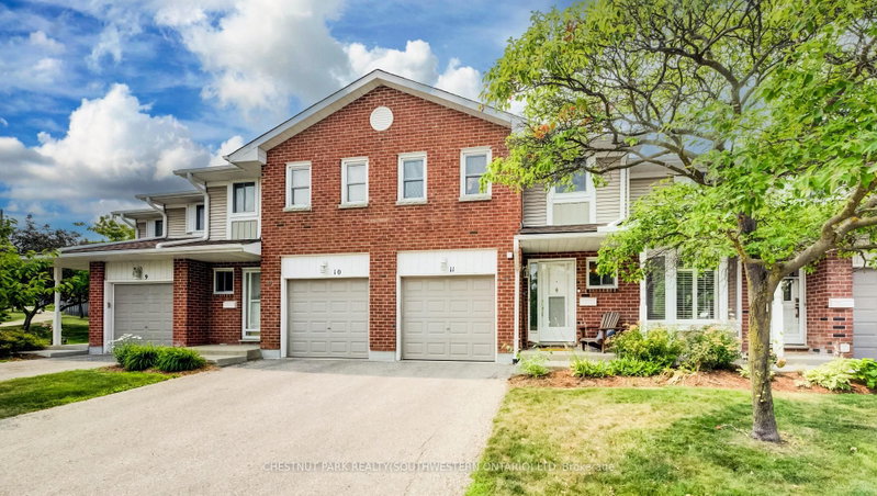 11 - 210 Highland Crescent