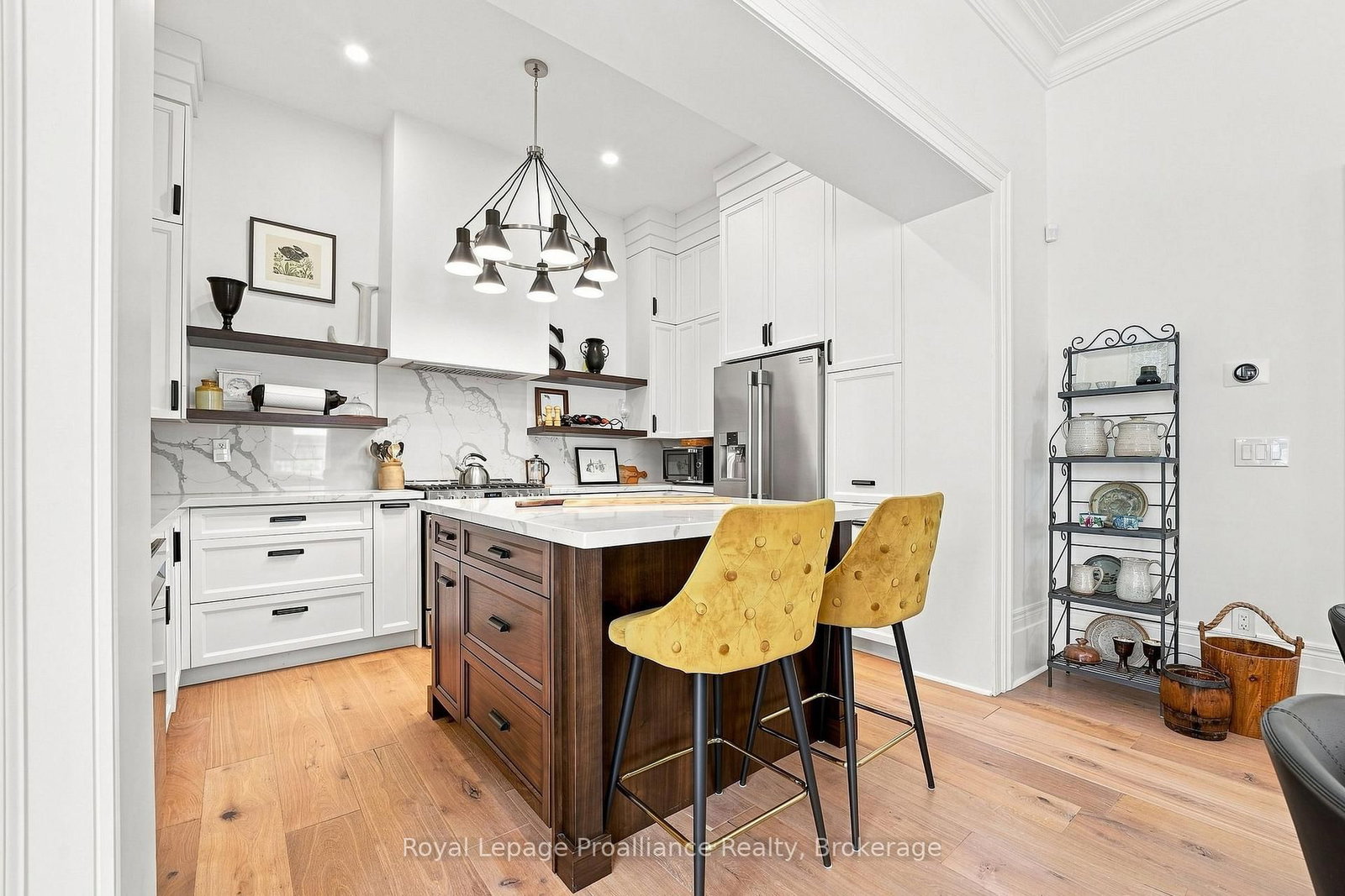 220 Charles Street • Belleville, ON photo 11