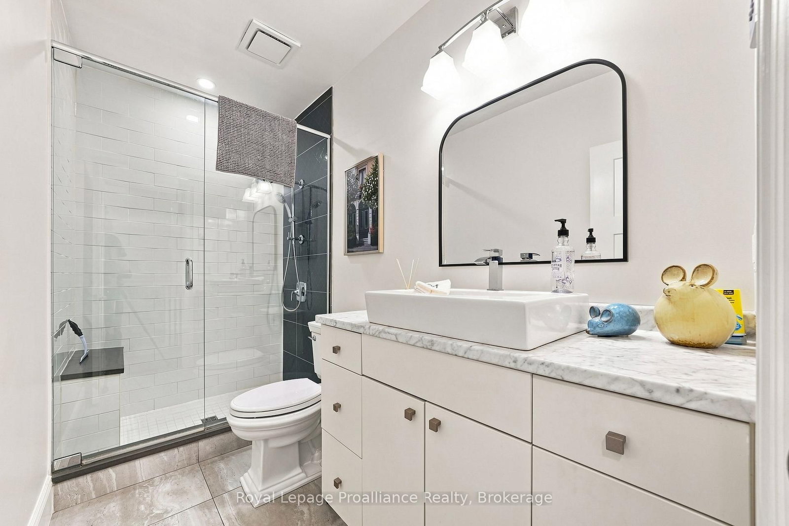 220 Charles Street • Belleville, ON photo 26