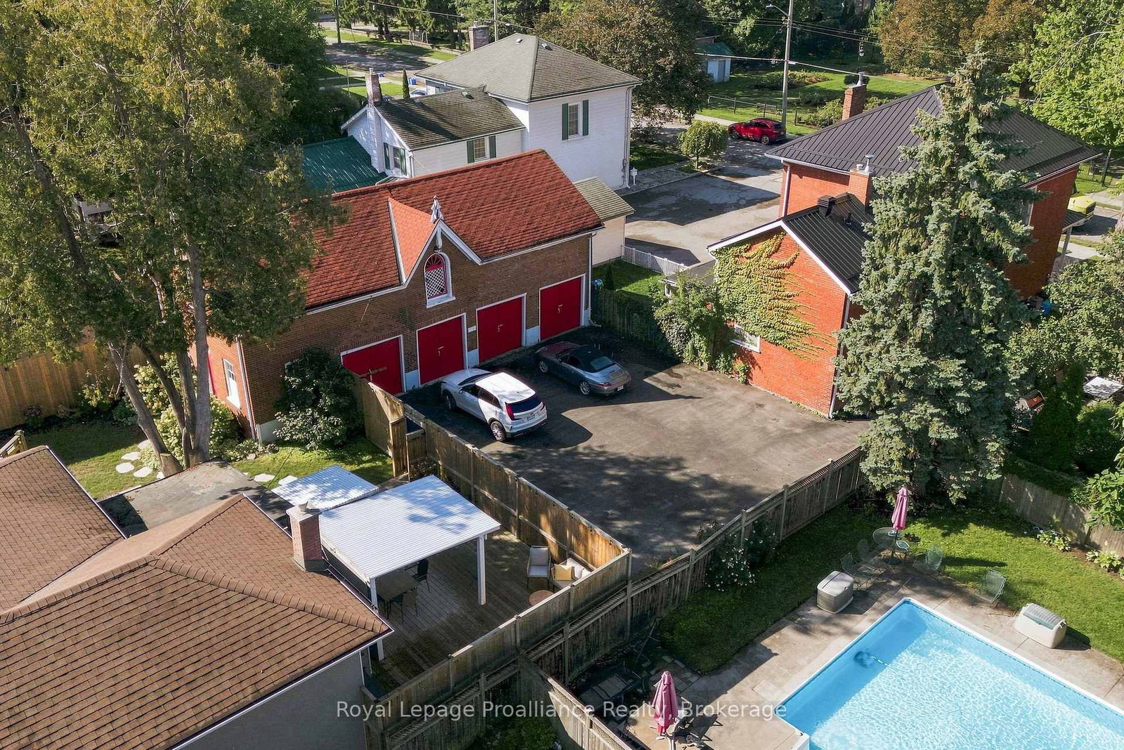 220 Charles Street • Belleville, ON photo 31