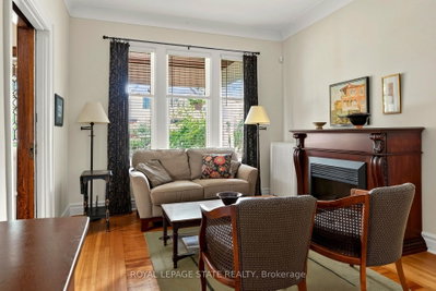 24 Fairleigh Crescent • Hamilton, ON photo 9