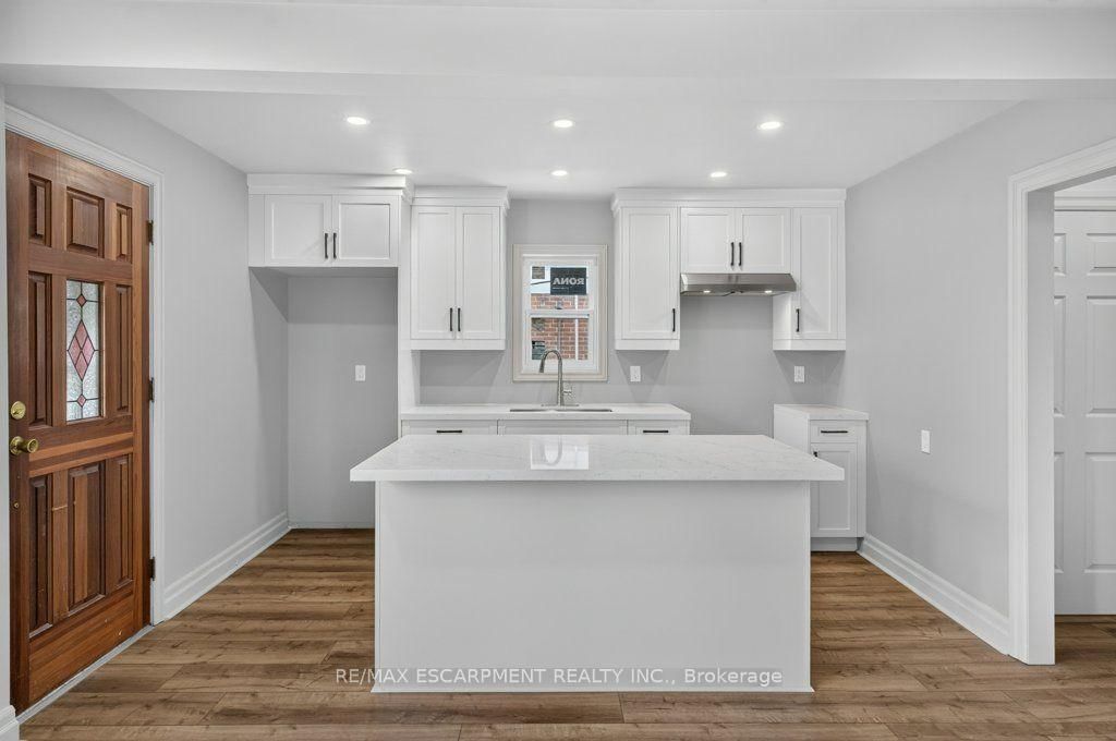 220 EAST 13TH Street • Hamilton, ON photo 11