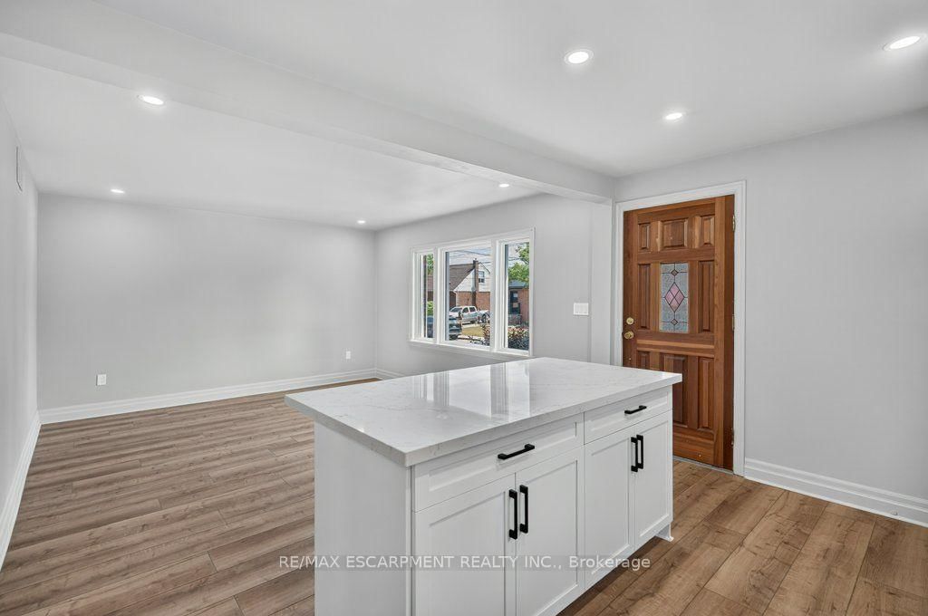 220 EAST 13TH Street • Hamilton, ON photo 13