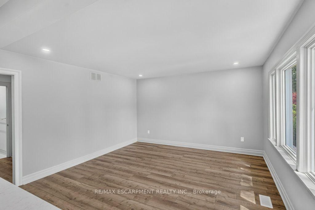 220 EAST 13TH Street • Hamilton, ON photo 15