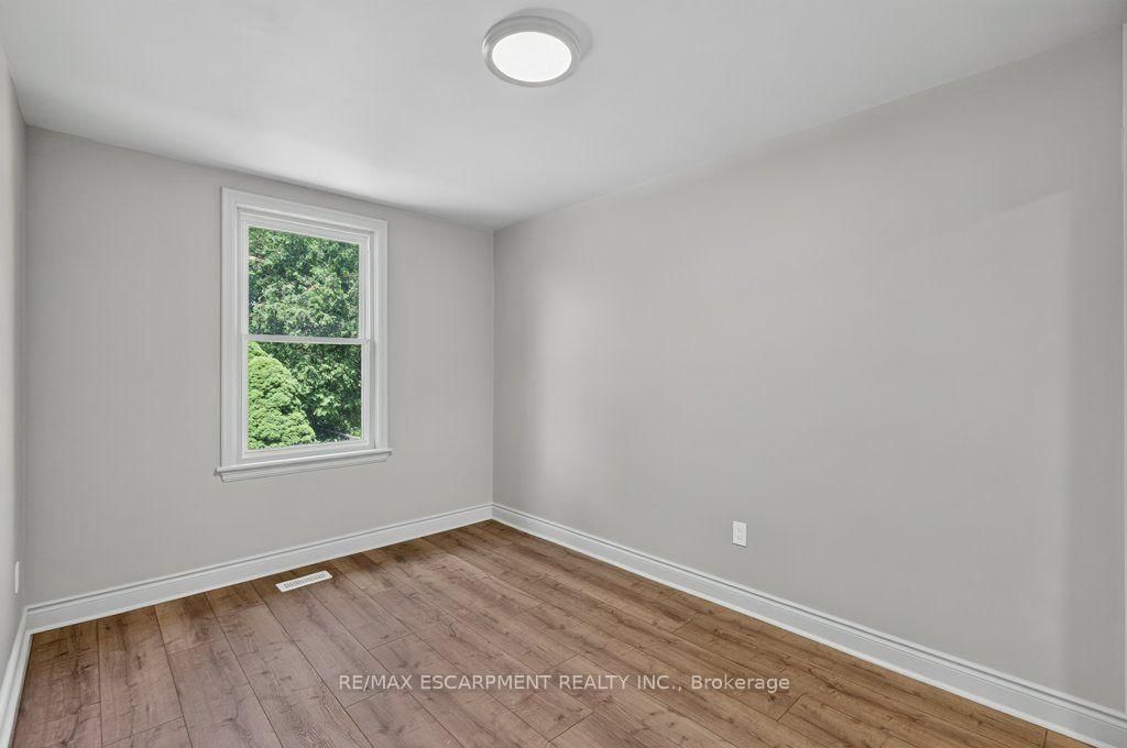 220 EAST 13TH Street • Hamilton, ON photo 21
