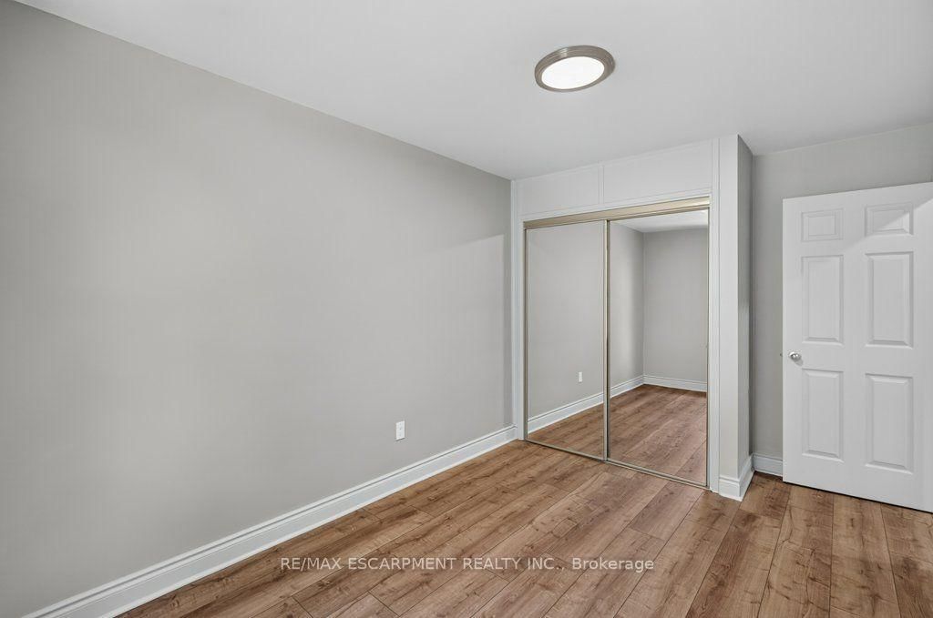 220 EAST 13TH Street • Hamilton, ON photo 22