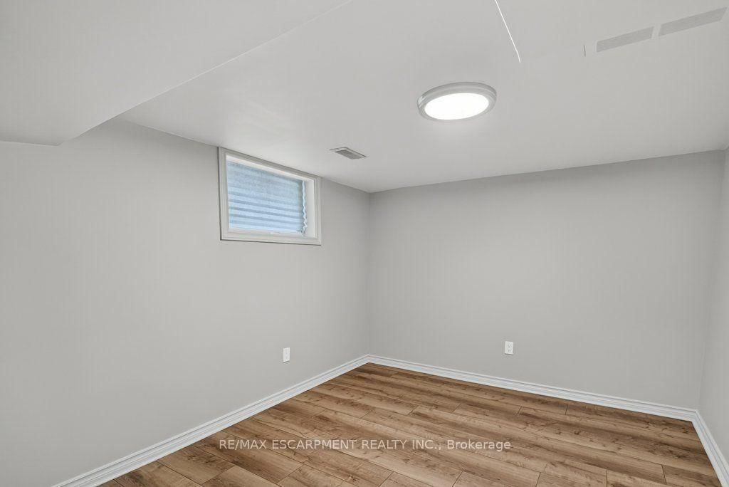 220 EAST 13TH Street • Hamilton, ON photo 30