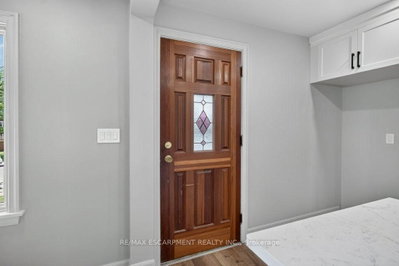 220 EAST 13TH Street • Hamilton, ON photo 8
