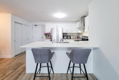 1 Redfern Aveenue Avenue • #217 • Hamilton, ON photo 3