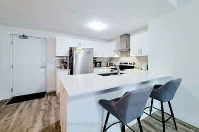 1 Redfern Aveenue Avenue • #217 • Hamilton, ON photo 4
