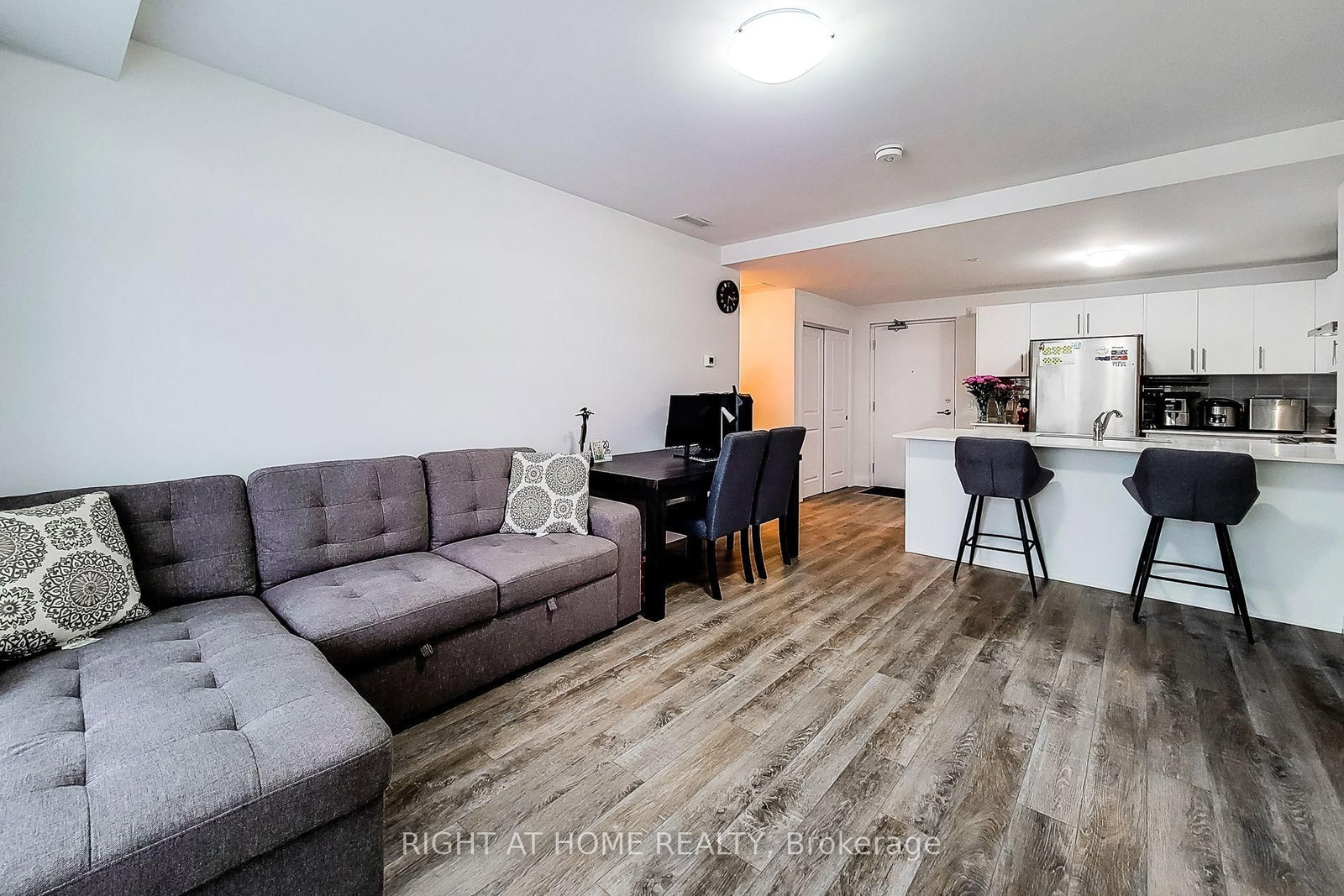 1 Redfern Aveenue Avenue • #217 • Hamilton, ON photo 9