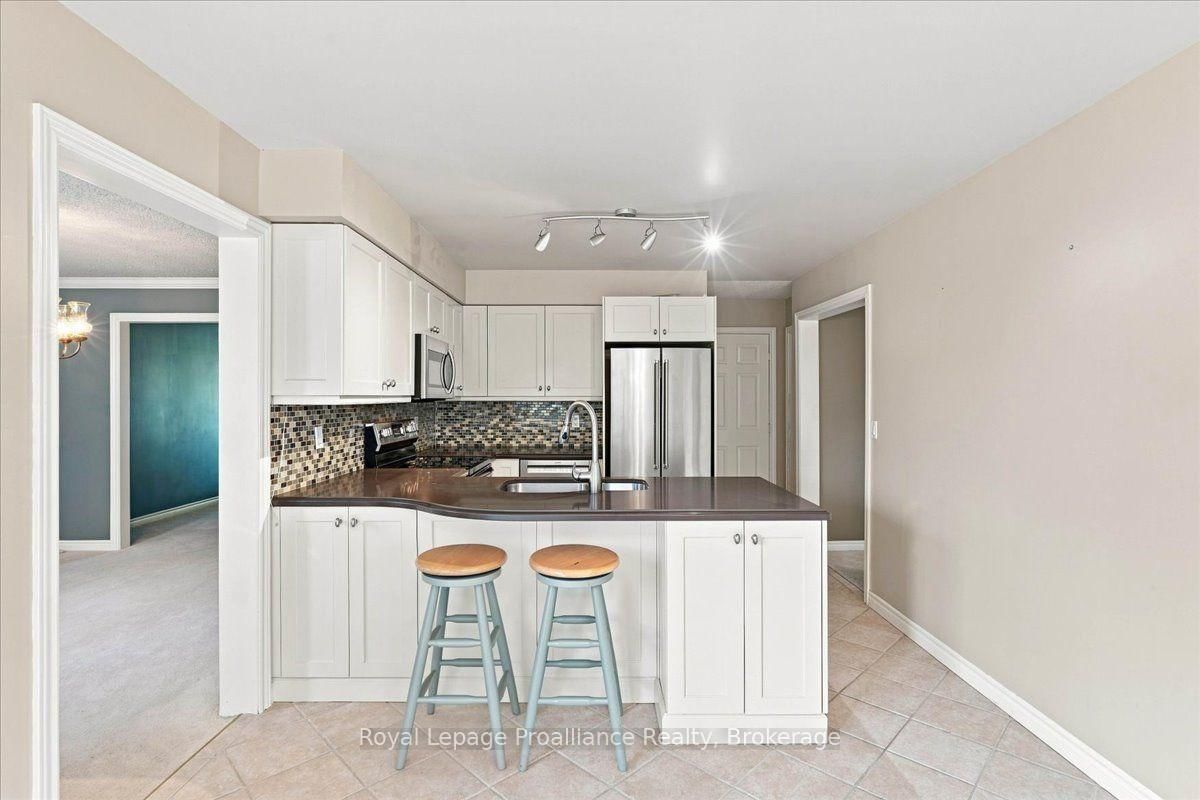 125 Tracey Park Drive • Belleville, ON photo 12
