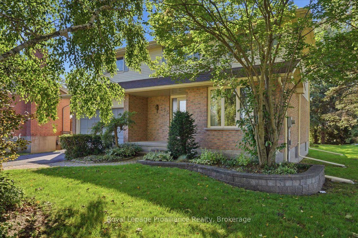 125 Tracey Park Drive • Belleville, ON photo 37