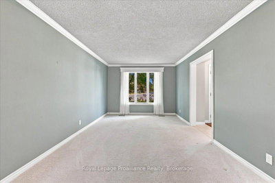 125 Tracey Park Drive • Belleville, ON photo 6