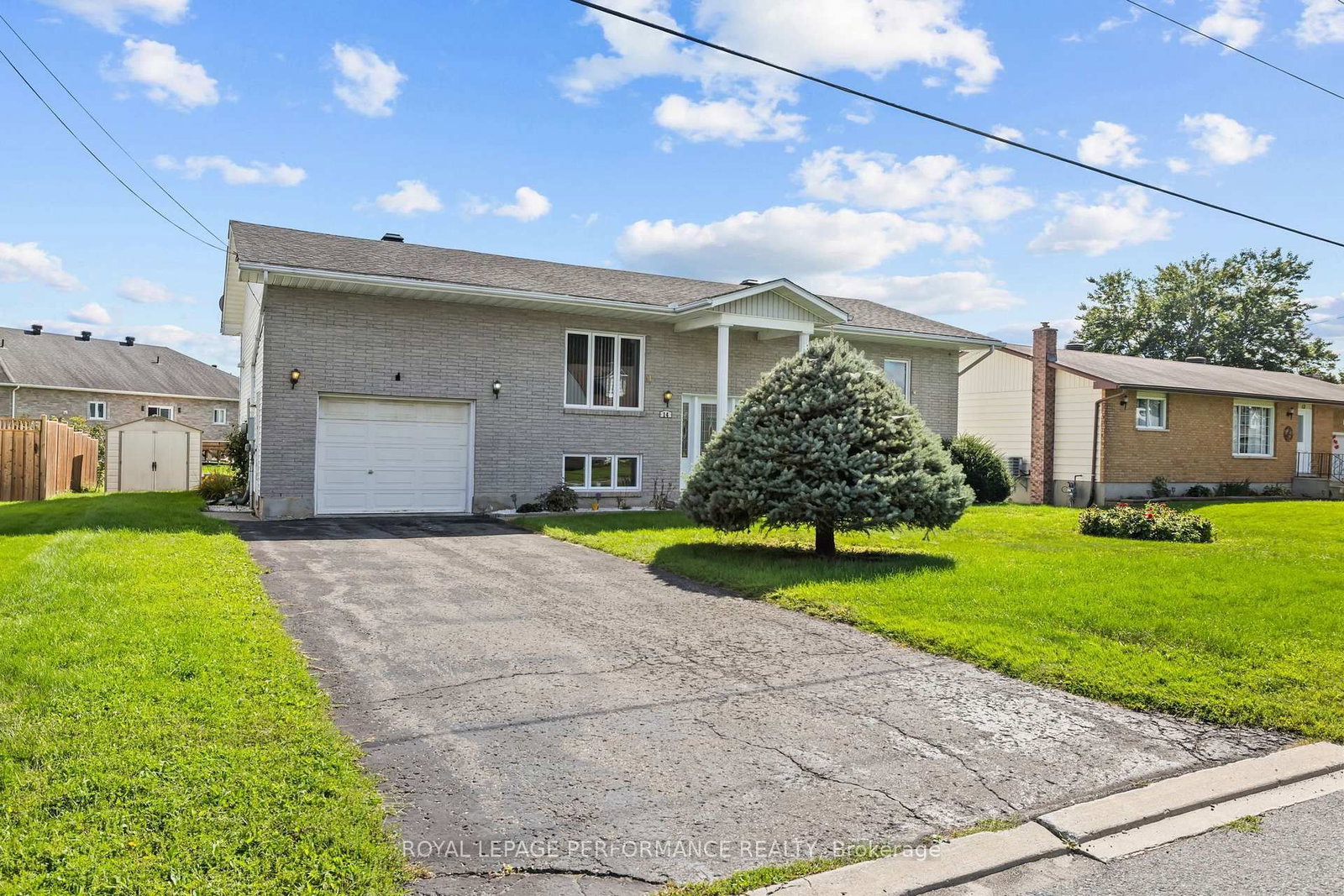 14 Albert Street • Casselman, ON photo 2