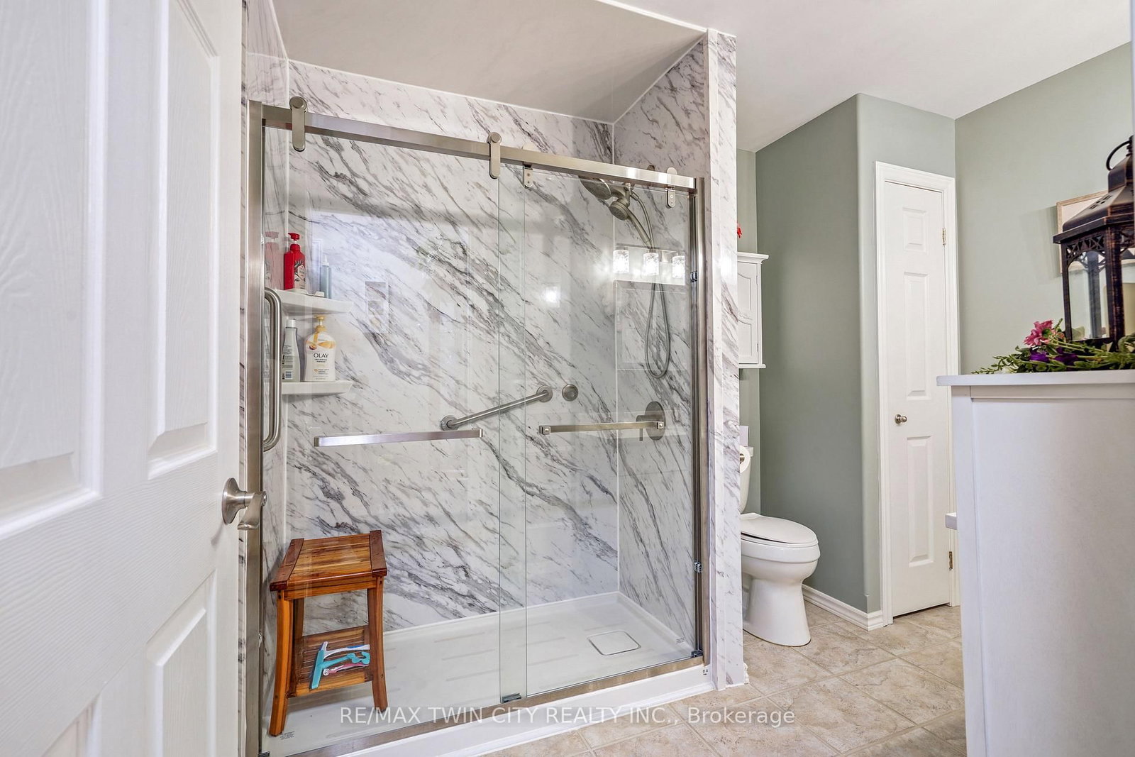 24 Griffiths Drive • #9 • Brant, ON photo 17