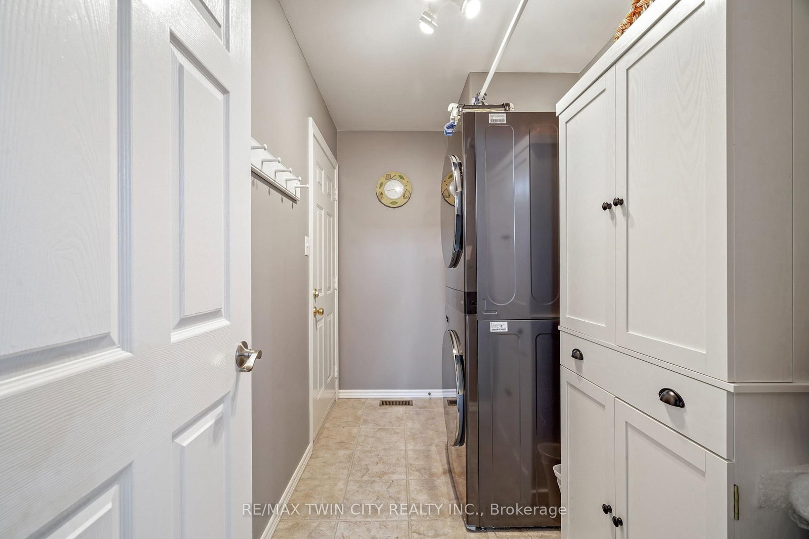 24 Griffiths Drive • #9 • Brant, ON photo 20