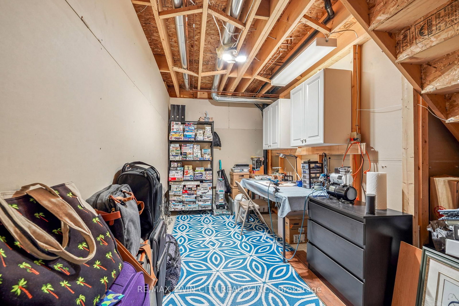 24 Griffiths Drive • #9 • Brant, ON photo 33