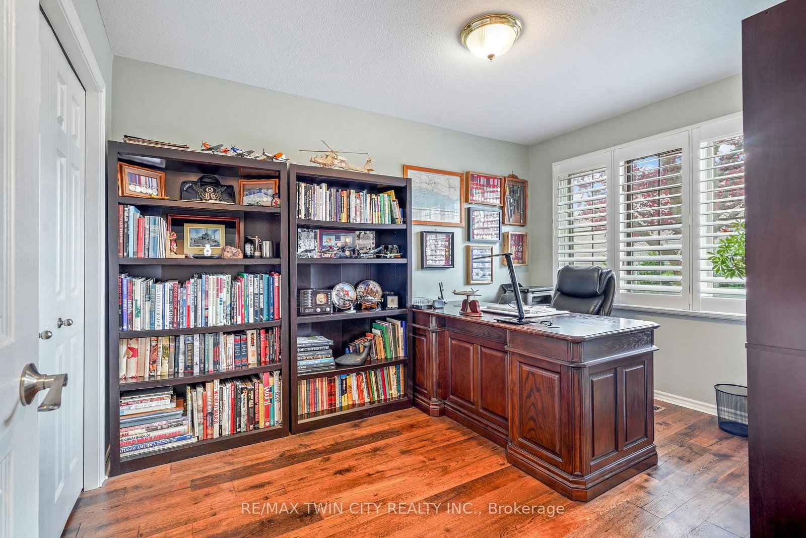 24 Griffiths Drive • #9 • Brant, ON photo 7