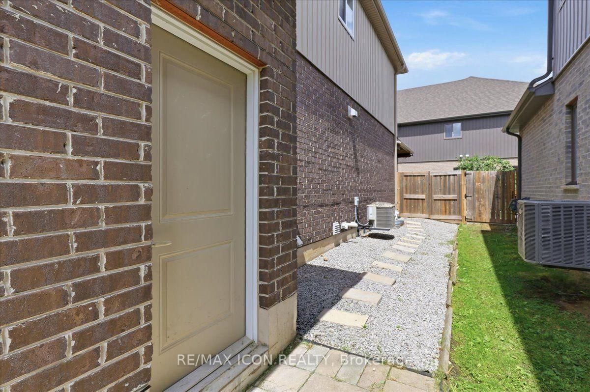 275 Falconridge Drive • Kitchener, ON photo 42