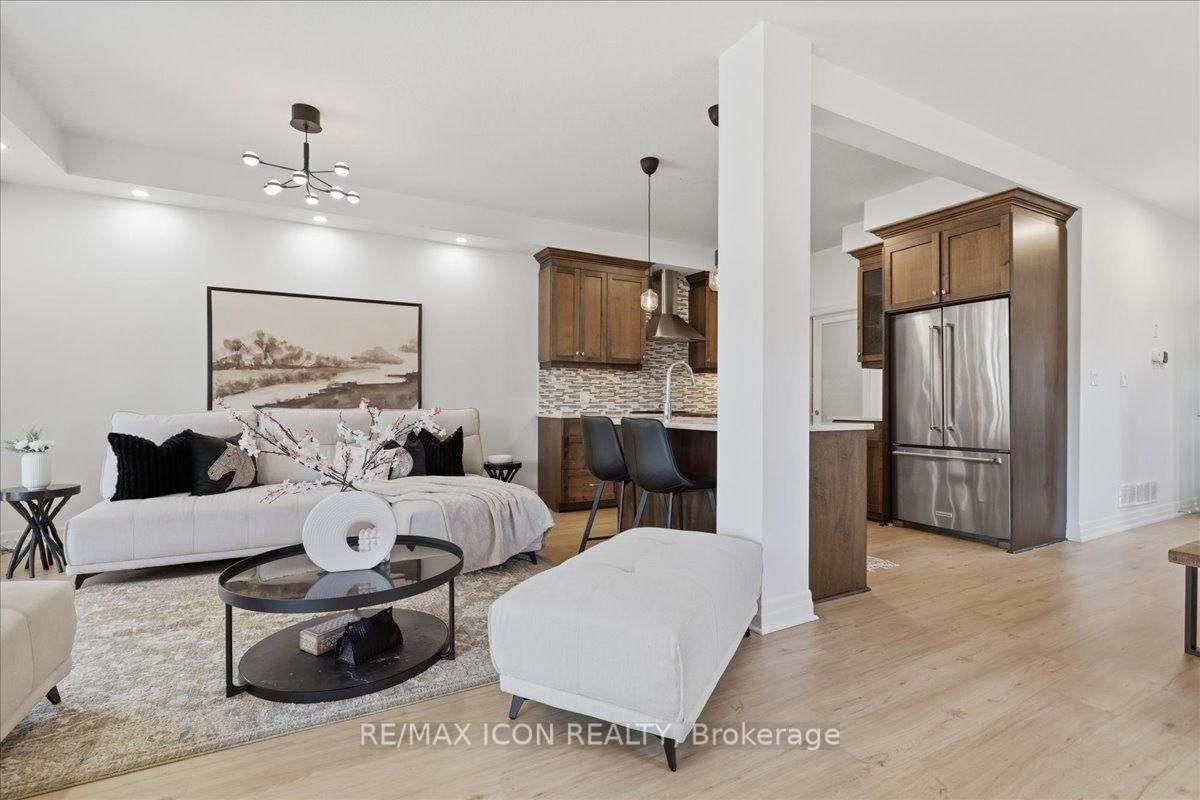 275 Falconridge Drive • Kitchener, ON photo 5