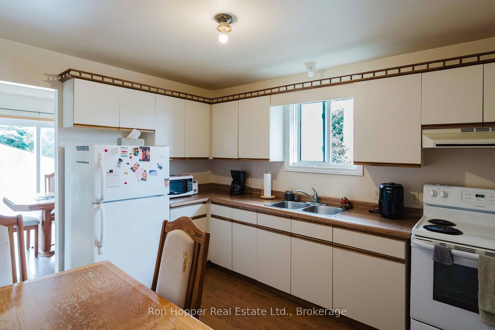 1885 9th Avenue E • Owen Sound, ON photo 8