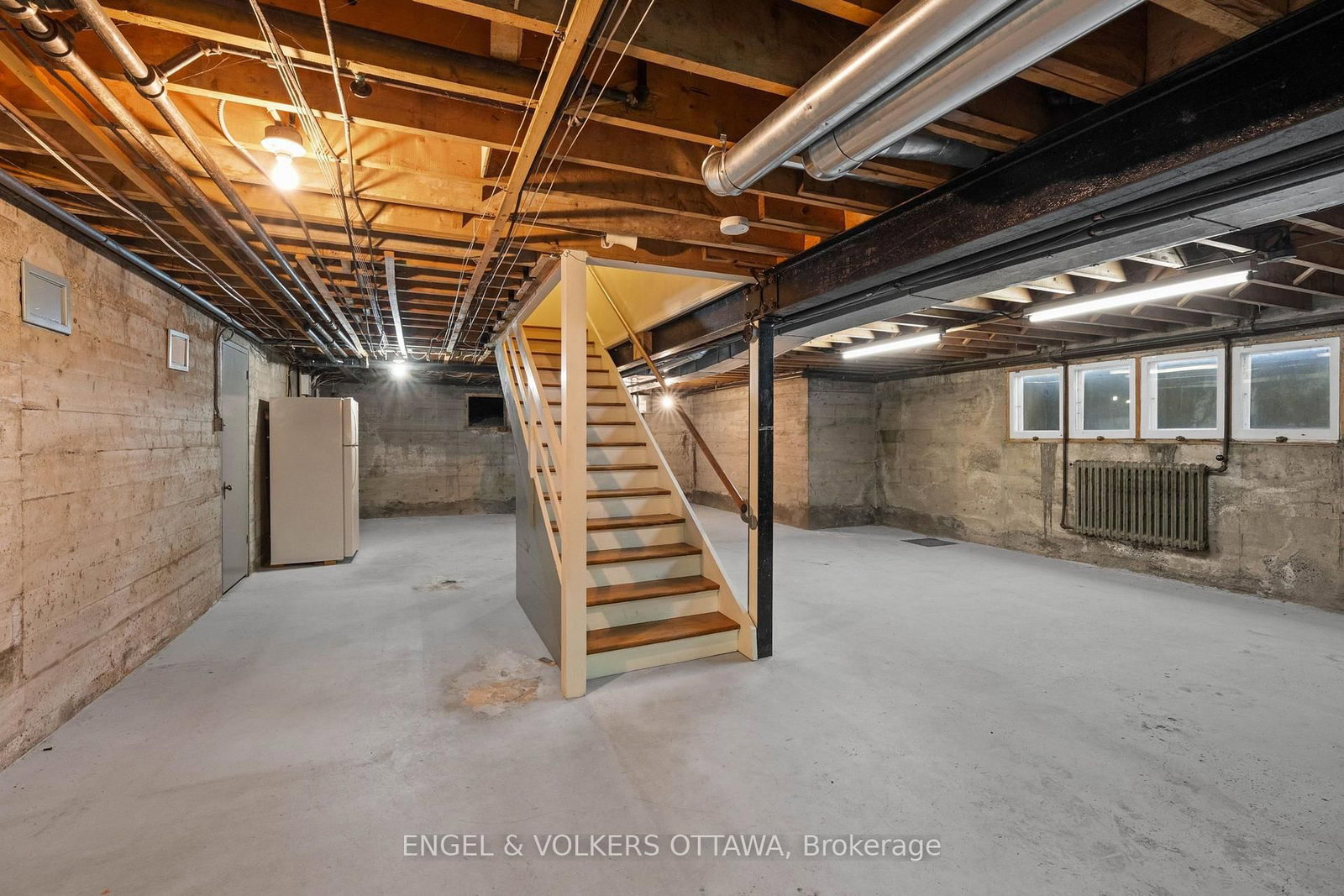 3200 Riverside Drive • Ottawa, ON photo 31